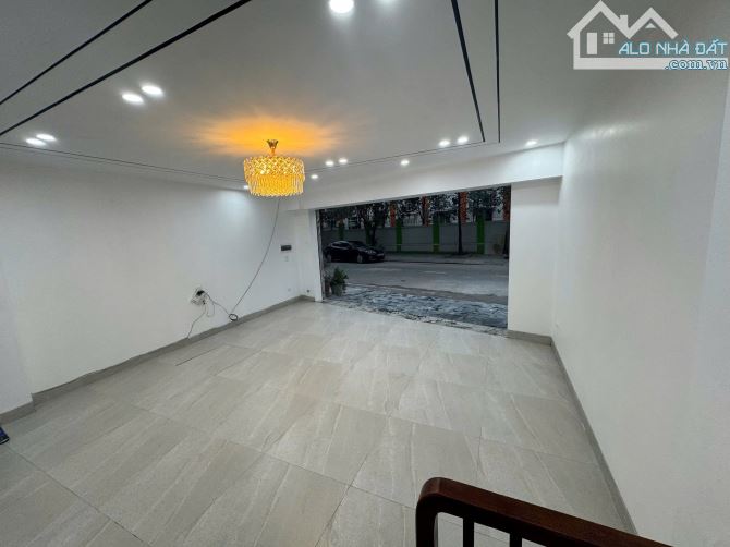 SIÊU PHẨM NHÀ 7 TẦNG THANG MÁY - FULL NỘI THẤT CAO CẤP THANH AM