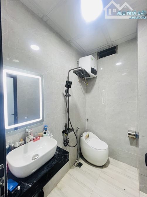 Bán nhà Ngọc Hồi 35m2 Xây Mới 5 Tầng 5 Tỷ - 1