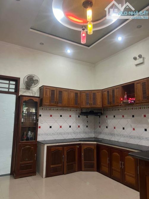 Nhà 2 tầng Mới Cứng, Hiện Đại đường nhựa rộng rãi, dân cư tri thức TTTP Tam Kỳ - 1