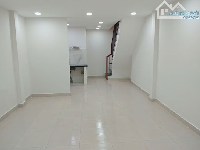 😍🤩HẺM 3M SÁT MẶT TIỀN, THÔNG TỨ TUNG, NGÔ QUYỀN QUẬN 10, 32M2(4×8), 2 TẦNG Ở LIỀN HOÀN C - 1