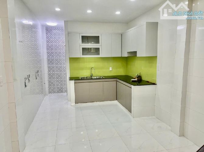 TRẦN VĂN QUANG,45M2 3 TẦNG 3PN.NHỈNH 4.69 tỷ .GẦN VÒNG XOAY LÊ ĐẠI HÀNH. - 1