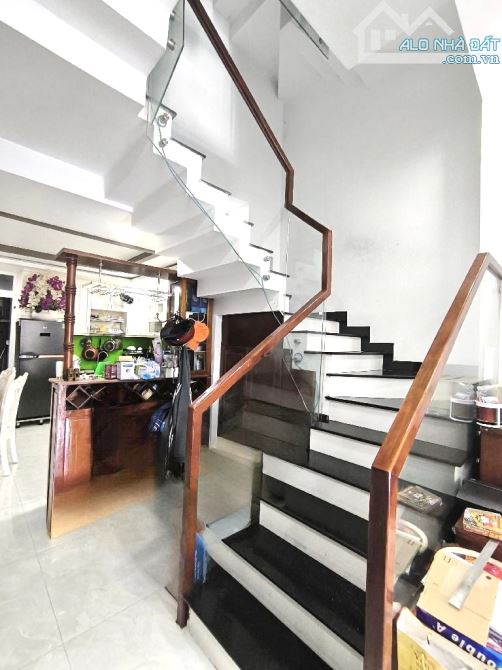 👉 NHÀ ĐẸP LUNG LINH ! TÂN PHÚ - PHAN ANH - HẺM 6M THÔNG - 62M2 - 4TẦNG,5WC - SHR - 6 TỶ. - 1