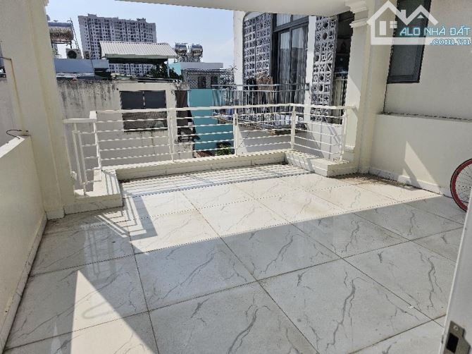 CHDV 5*16m, 4 tầng, Lâm Văn Bền Q7, doanh thu 45 tr chỉ hơn 9 Tỷ