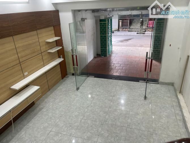 Bán nhà đẹp Tây Sơn, lô góc, ô tô,kinh doanh, ngõ rộng như phố, 56m X 5tầng,10.xxtỷ. - 1