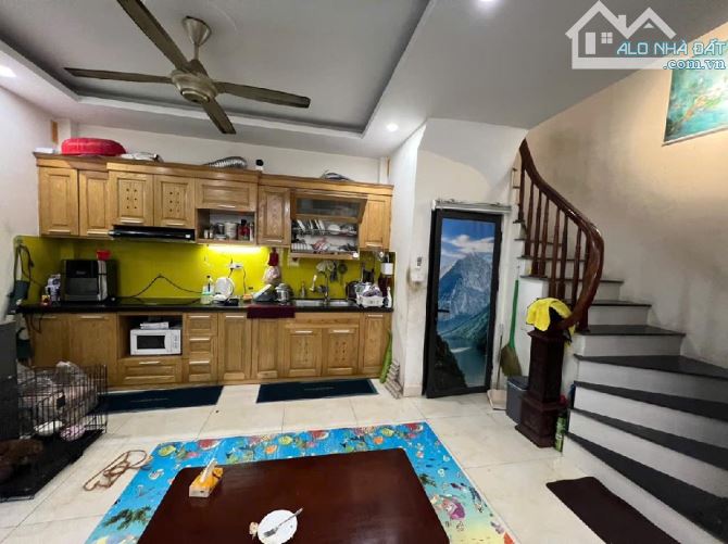 Nhà đẹp Chiến Thắng, La Khê - Ô TÔ ĐỖ CỬA, DÂN TRÍ CAO, AN NINH TỐT - 33m x 4 tầng - 1
