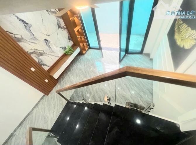 Bán nhà Lô Góc Hàng Kênh, Hàng Kênh, Lê Chân. 40m², 4 tầng, chỉ 2,89 tỷ. Ô tô đỗ gần nhà. - 1