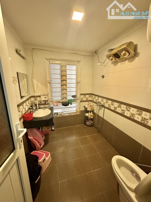 NHÀ ĐẸP GIÁP NHỊ THỊNH LIỆT HOÀNG MAI 45M2 X 5 TẦNG 6,1 TỶ - 2