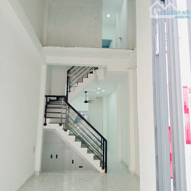 BÁN NHÀ QUẬN 9 ,NHÀ 1/ LÊ VĂN VIỆT, Ô TÔ ĐẬU CỬA, 60M2, 4PN, CHỈ 4,8 TỶ - 2