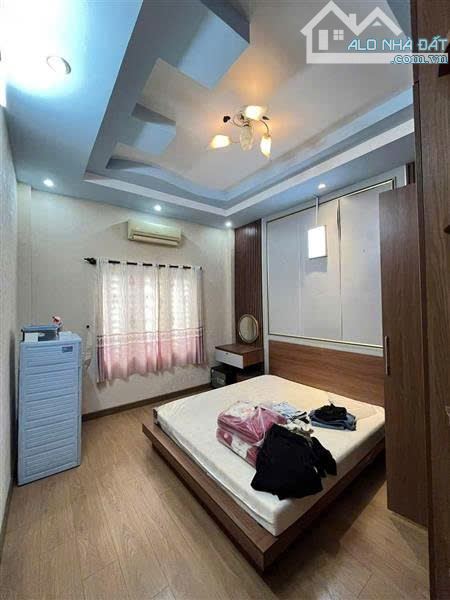 * Nhà phố 3 Tầng , Tân Quy , Quận 7 , 48.3m² , Hẽm 3m , 6Tỷ nhĩnh - 2