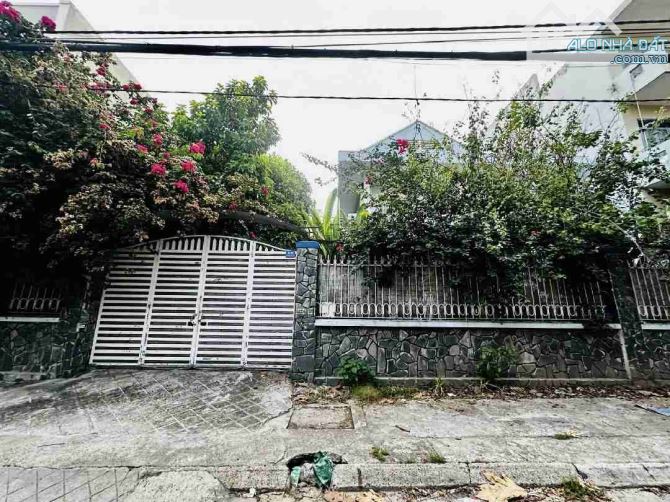 Bán đất tặng Villa tại Nguyễn Bá Lân, Mỹ An, Ngũ Hành Sơn, Đà Nẵng, 26 tỷ, 437 m2 - 2