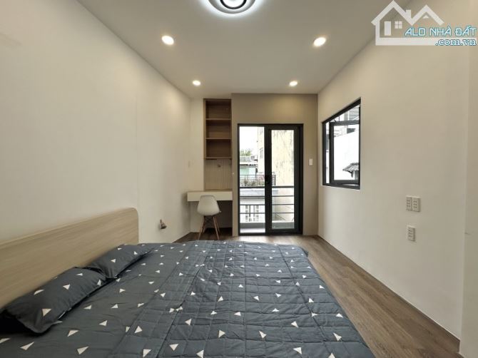 BÁN NHÀ PHÚ NHUẬN HXH 65M2 4 TẦNG NGANG 4 M NỞ HẬU 6,5M ĐẸP LL HOANG HOA THÁM  7.3 TỶ. - 3