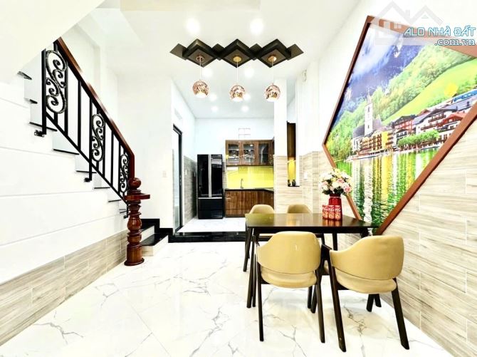 🏡🏡🏡 NHÀ 3 TẦNG BTCT - HẺM XE HƠI ĐƯỜNG NGUYỄN VĂN KHỐI. NGAY CÔNG VIÊN LÀNG HOA NỘI THẤ - 3