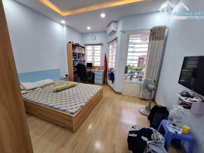 Gấp bán nhà vuông vức Nguyễn Hồng Đào – Tân Bình, 60m2, 4 tầng, xe hơi ngủ nhà, 11.8 tỷ - 4