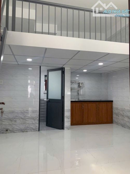 Bán CHDV đường Tân Trụ, 58m2, 6 tầng, nội thất cao cấp, chỉ 8 tỷ - 4