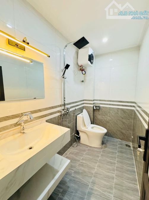 VIP NHẤT Khương Đình, Thanh Xuân , ô tô đỗ cửa, thang máy, Kinh doanh đỉnh, 50m2, 6 tầng - 4