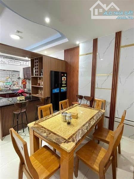 Nhà 3 tầng NT đẹp 4x16m hẽm rộng đường số Tân Quy Nguyễn Thị Thập nhỉnh 6 tỏi - 4