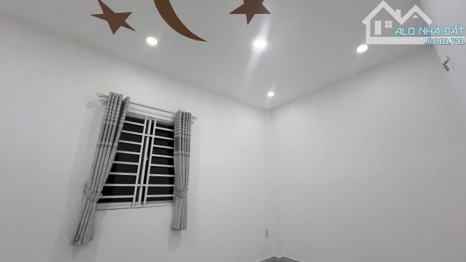 NHÀ HXH LIÊN KHU 5-6 BÌNH TÂN, 60M2 NGANG KHỦNG 6M, 3 TẦNG SÂN THƯỢNG. CHỈ 4T XÍU. - 4