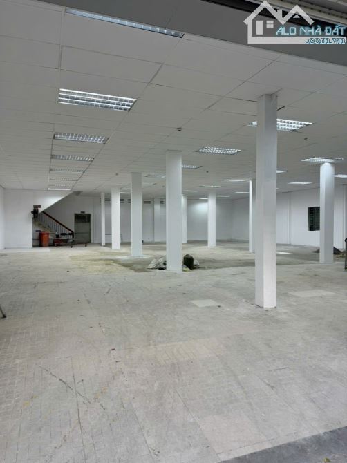 Cực hiếm, Toà nhà Phan Xích Long 350m2 đất, 3 tầng, 70 tỷ - 6