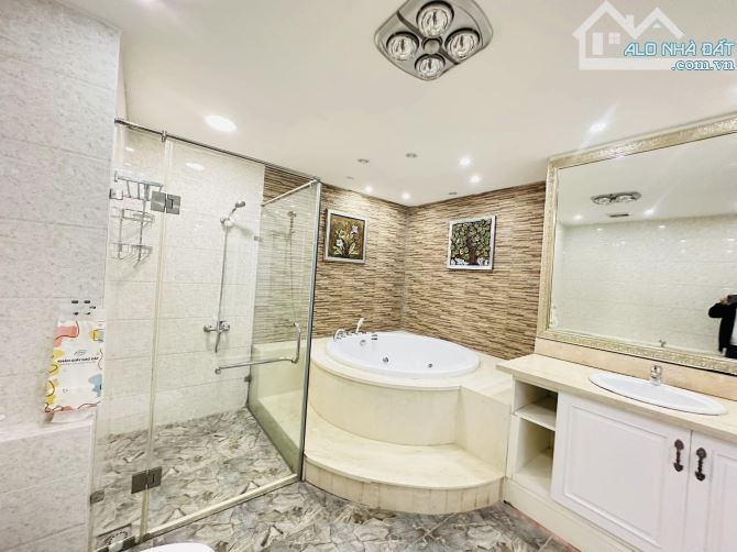 BÁN CĂN HỘ CHUNG CƯ ROYAL CITY, 124M2, 4N, 2WC, Ban Công, Full nội thất xịn, Về ở luôn - 7