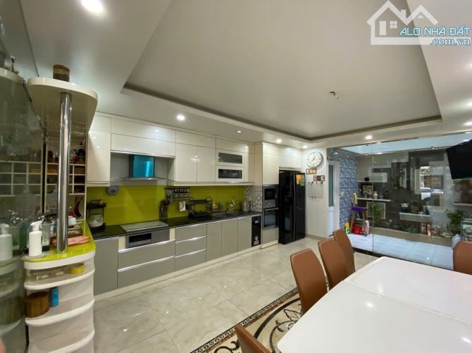 Cho thuê nhà 4 tầng khu Lê Hồng Phong, 81m2 4 tầng, 5 ngủ khép kín-18 triệu - 7