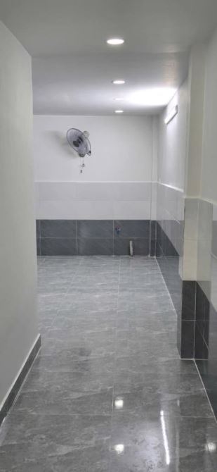 🏡 NHÀ ĐẸP - XE HƠI TỚI NHÀ - TRƯƠNG THỊ HOA - ĐI BỘ RA SIÊU THỊ METRO - 4.2x11m - 46,7M2 - 7