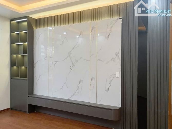 Cho thuê nhà mới tại Lê Hồng Phong, 60M2, 4 TẦNG, 3 NGỦ 12 TRIỆU - 9