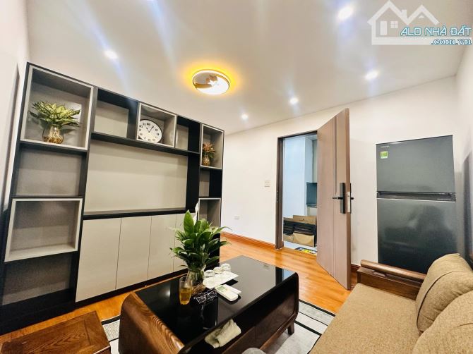 Hiếm! TT Thanh Nhàn -Hai Bà Trưng - Tầng 3, 55m², 2 ngủ, nhà đẹp, full nội thất chỉ 2.5 tỷ