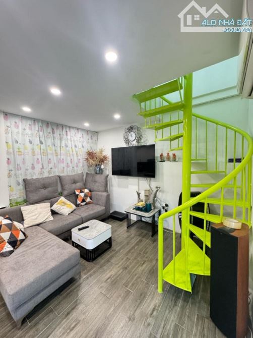 ✳️Nhà Vip Ngõ Thổ Quan 31M2 6T MT 5.5 M, Chỉ 8.8 Tỷ 3 Thoáng Mặt Ngõ ô Tô Tránh Kinh