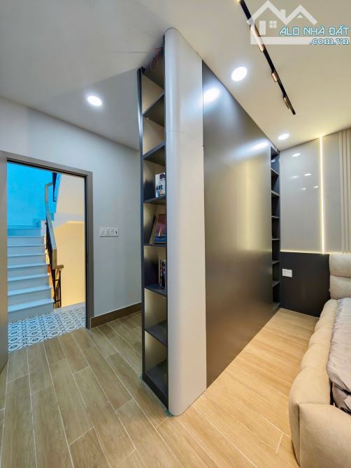 Nhà đẹp   Q10-80M2-4 Tầng -8PN - tiện làm CHDV Giá Chỉ Nhỉnh 12Ty Chút.