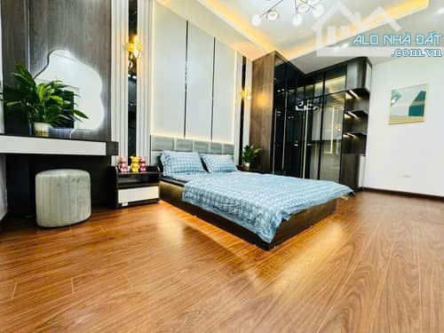 NHÀ THUỴ KHUÊ CÓ 1 KHÔNG 2 SIÊU HIẾM - LÔ GÓC - Ô TÔ ĐỖ CỬA  - 30M2. GIÁ 7.68 TỶ - 1