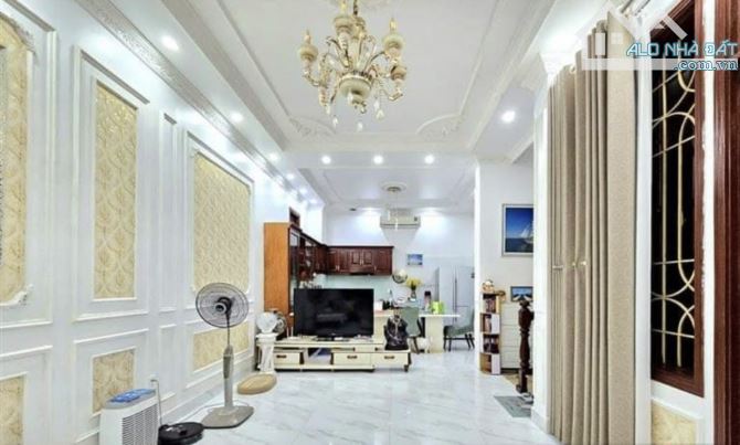 Bán nhà 3,5 tầng Đình Tiên Hoàng, Hoàng Văn Thụ, Hồng Bàng, 81m2, giá 9,5tỷ - 1