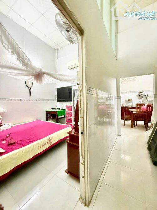 Chủ Ngộp Cần Bán nhanh Căn nhà Ở Bà Diểm 9 Hóc Môn Sổ Hồng Riêng 100m2 Giá 770triệu - 1