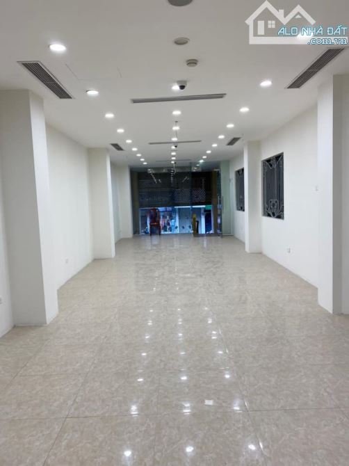 Cho thuê 80m2 mặt bằng văn phòng, kho hàng mặt phố Khâm Thiên - 1