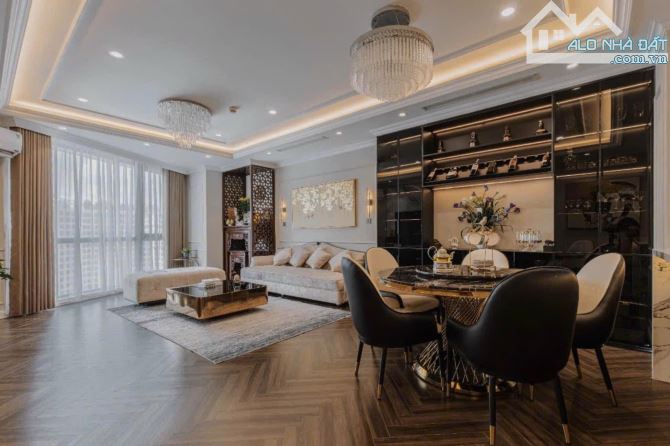 Căn hộ VIP 110m2 CC Royal City, Nguyễn Trãi, Thanh Xuân. Full nội thất cao cấp. Giá 9tỷ - 1