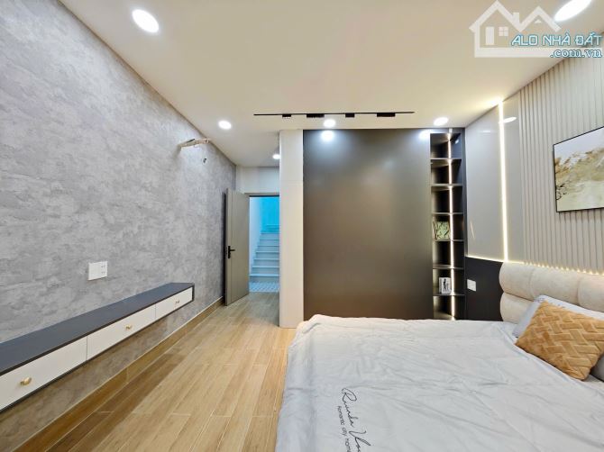 Nhà đẹp   Q10-80M2-4 Tầng -8PN - tiện làm CHDV Giá Chỉ Nhỉnh 12Ty Chút. - 1