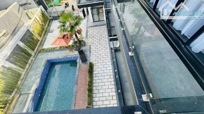 BÁN LÔ ĐẤT + VILLA KHỦNG SẴN VILLA SÁT  PHẠM VĂN ĐỒNG.DOANH THU CAO - 1