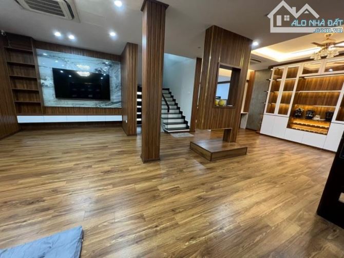 BÁN NHÀ KHU 7,2 H.A VĨNH PHÚC BA ĐÌNH 28 TỶ 190M2 MT 10M 4 TẦNG Ô TÔ  KINH DOANH - 2