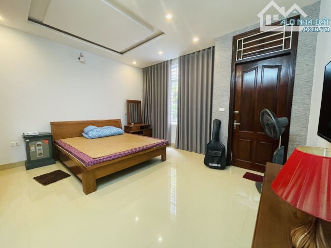 Bán nhà Trần Đăng Ninh, 45m2, ngõ ô tô tránh, nhà đẹp ở ngay, giá hơn 9 tỷ - 2