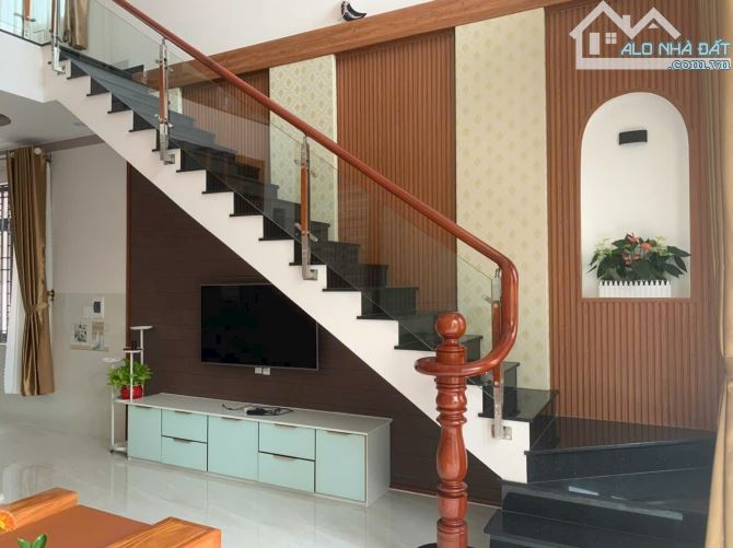 Đi nước ngoài bán nhà Nguyễn Văn Nghi, Q. Gò Vấp, 50m2 chỉ 2.7 tỷ, sổ hồng riêng - 3