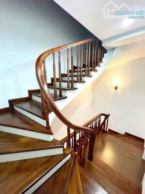 - BÁN  NHÀ TRẦN CUNG  58M2 ,MT 3,9M , 4 TẦNG GIÁ CHỈ 11,5 TỶ LH : - 3