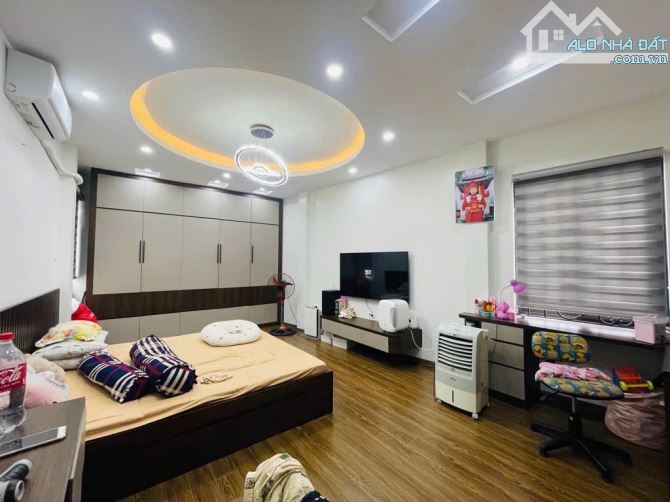 Hiếm! Nhà Hồng Tiến Long Biên, 1 nhà ra ngõ ô tô tránh, gần 200 m2 SD, 5 tầng, 6 tỷ rưỡi - 3