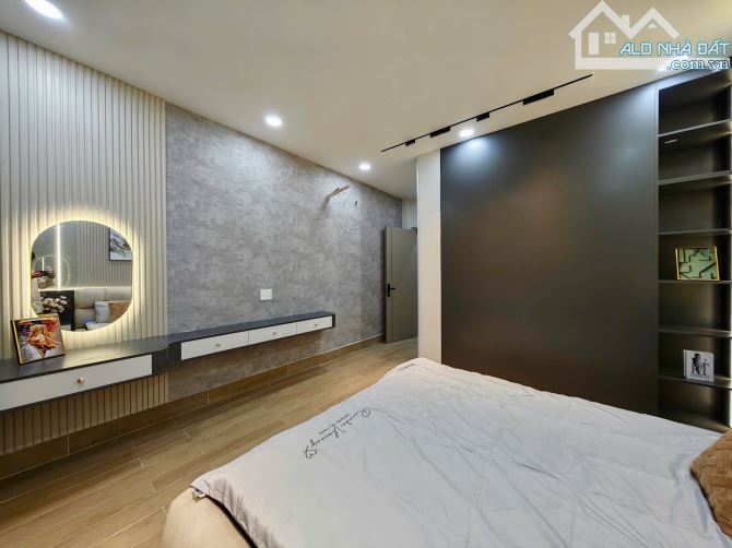 Nhà đẹp   Q10-80M2-4 Tầng -8PN - tiện làm CHDV Giá Chỉ Nhỉnh 12Ty Chút. - 3