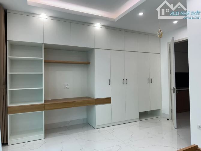 Hoàng Quốc Việt khu phân lô 60m2 x 6T, thang máy, Gara, giá Chào 21,5 tỷ - 4