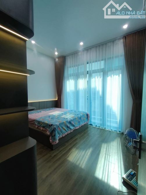 Bán nhà đẹp ngõ 34 Dịch Vọng Hậu, Cầu Giấy, 52m2, ô tô 10m, ngõ thông, lô góc, giá 10.8 tỷ - 4