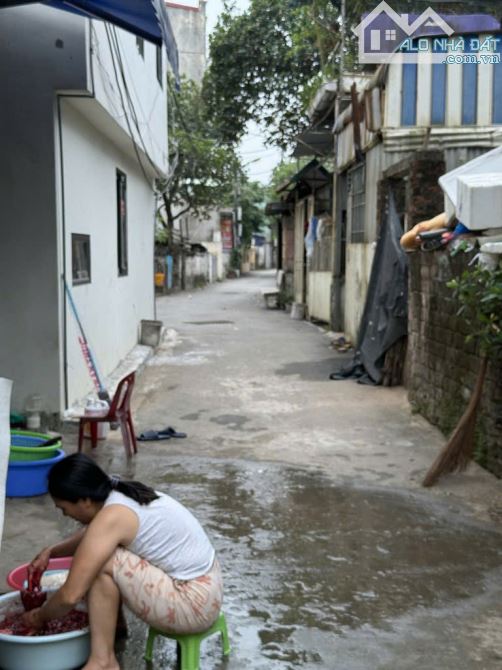 Bán nhà đón Tết vị trí cực đẹp,ngõ thông tứ tung,oto29 chỗ đỗ cửa,giá 4 đồng có thương lg - 5