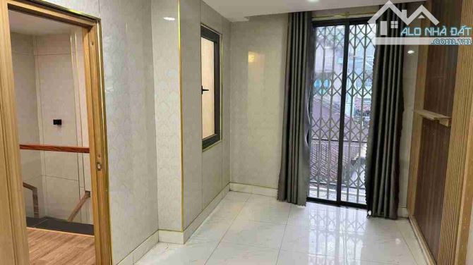 Bán gấp siêu phẩm nhà kiệt Lê Duẩn, phố mua bán kinh doanh sầm uất, 78m2 ngang 5,5m - 5