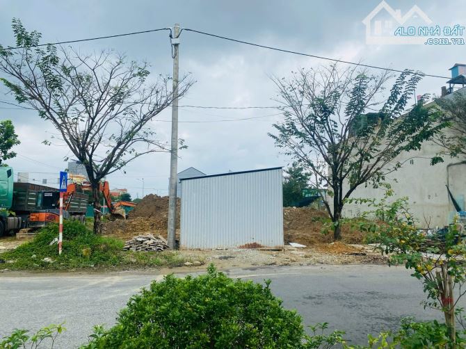 Đất MẶT TIỀN ÂU LẠC - HÀNG ĐỘC QUYỀN SIÊU NÉT - NGAY cạnh AEONMALL  Dt: 100m2 ngang 5m - H - 5