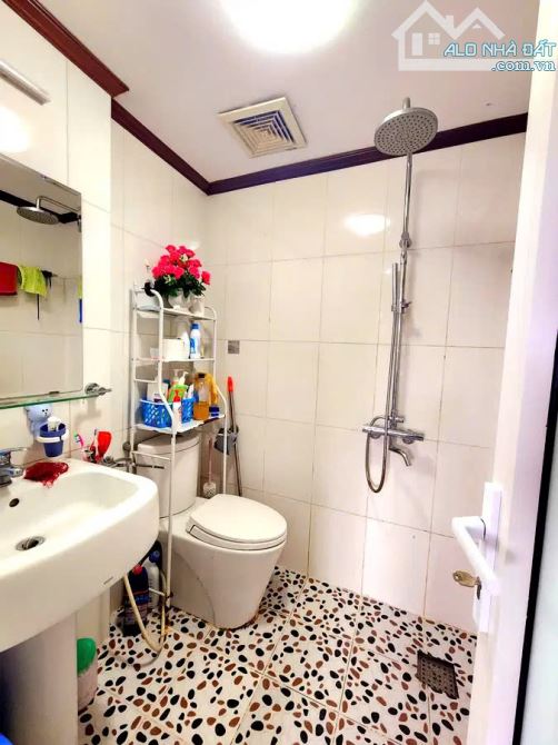 Bán chung cư D11 Trần Thái Tông, Cầu Giấy, 100 m2 căn góc, sổ đỏ chính chủ - 6