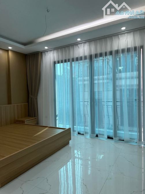 Hoàng Quốc Việt khu phân lô 60m2 x 6T, thang máy, Gara, giá Chào 21,5 tỷ - 7