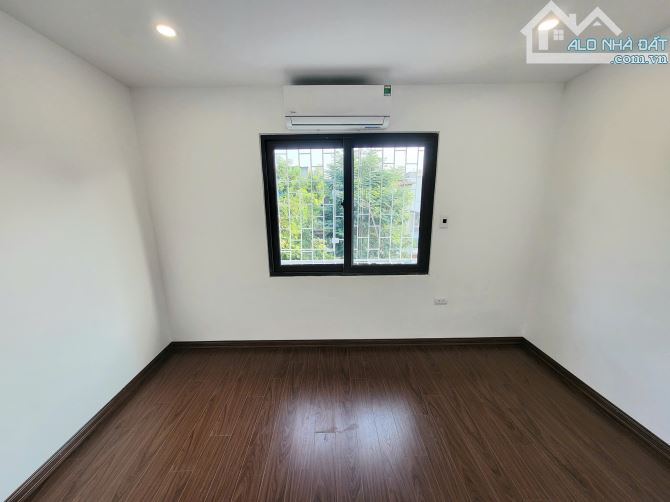 Chính chủ bán nhà TT Thanh Xuân 70m2-2pn- full nội thất-3.2 tỷ - 7